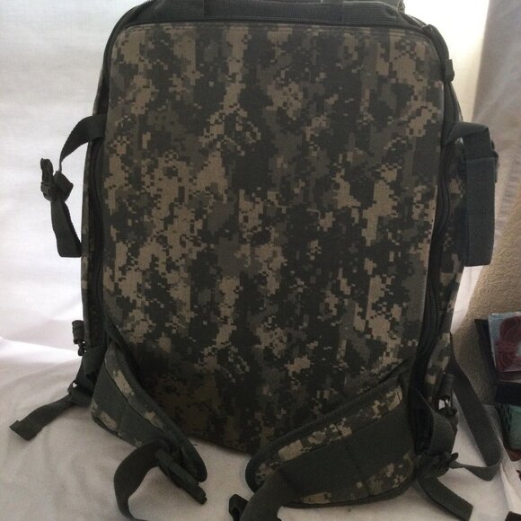 Outdoor Camo Backpack Mens Army Military Camping Hiking Bag Straps bug Out Gear - Picture 8 of 12